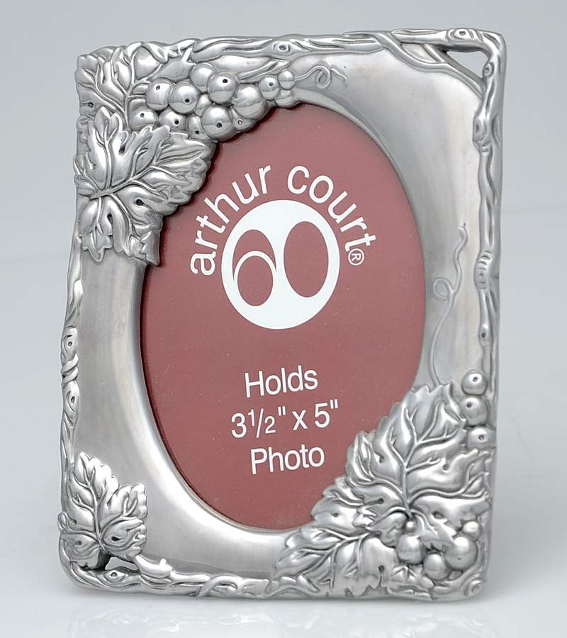 Grape (Aluminum, Hollowware) Frame Holds 3 1/2" X 5" by Arthur Court-1