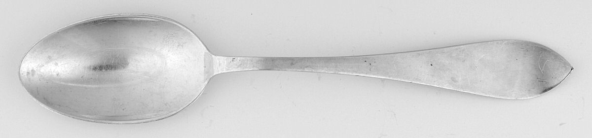 Tudor Plain (Sterling) Dessert/Oval Soup Spoon by Birks Silver-1