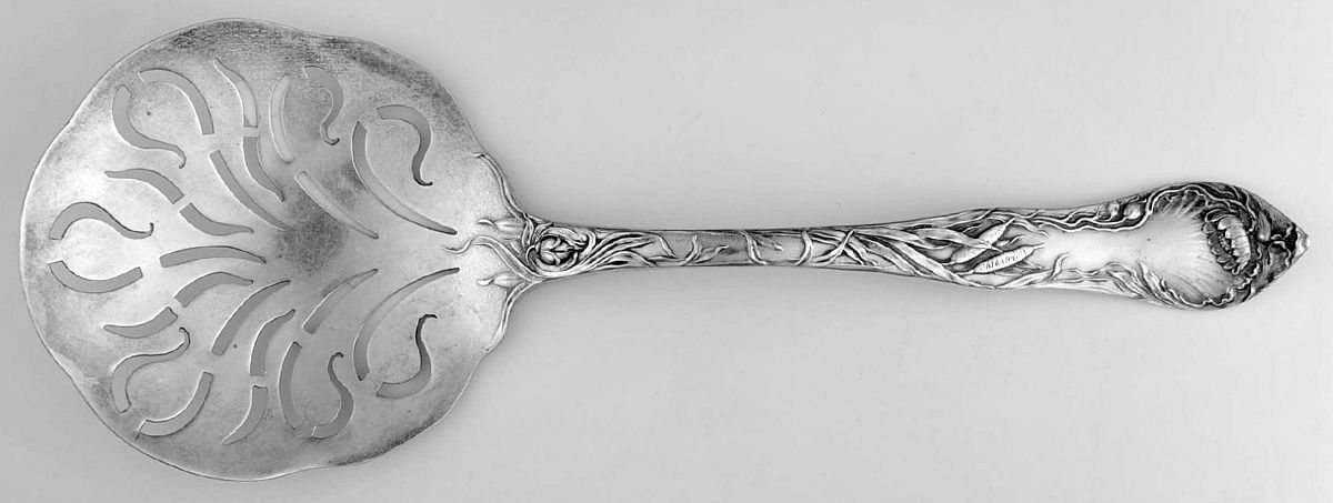 Lotus (Sterling) Tomato Server, Solid Piece by R. Blackinton & Co-1