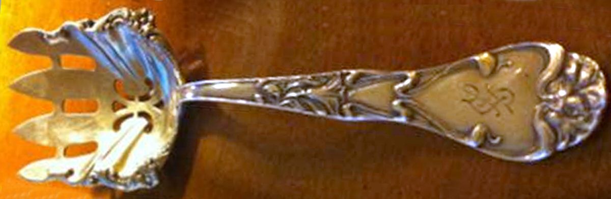 Azalia (Sterling) Small Solid Fish Serving Fork by R. Blackinton & Co-1