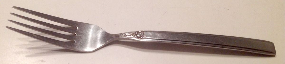 CSS24 (STAINLESS) Fork by Continental Silver-1