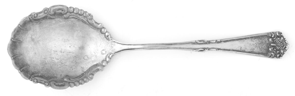 Victoria Solid Smooth Berry/Casserole Spoon by Crown Silver Co-1