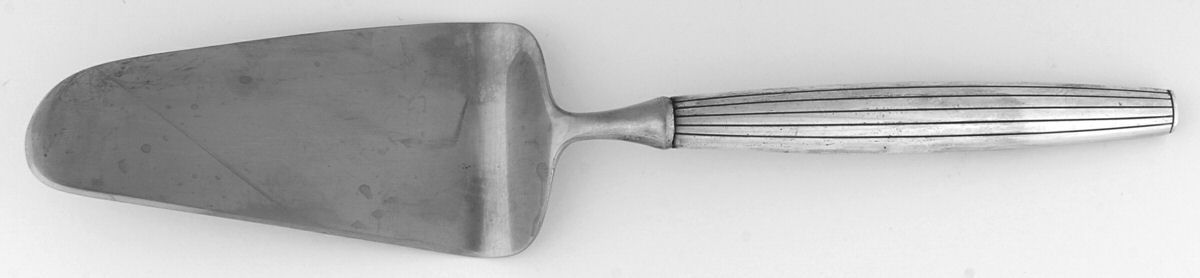 Jade-Lines (Sterling) Pie & Cake Server with Stainless Blade by Contempra House-1