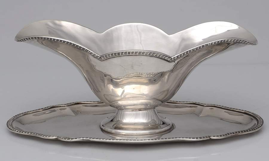 Sterling Hollowware Sterling Gravy Boat with Attached Underplate by Camusso (Peru)-1