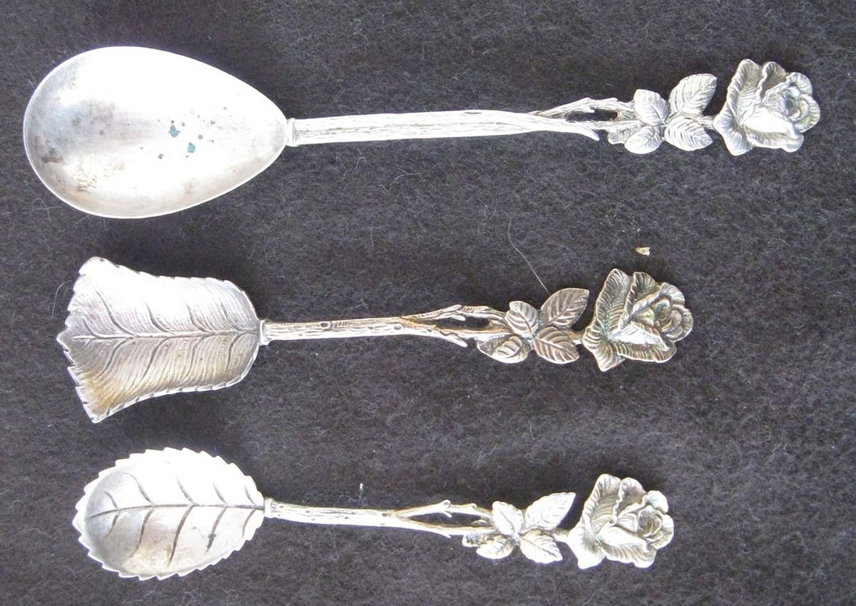 Hildesheimer Rose  Solid Bon Bon Spoon by Christoph Widmann-1