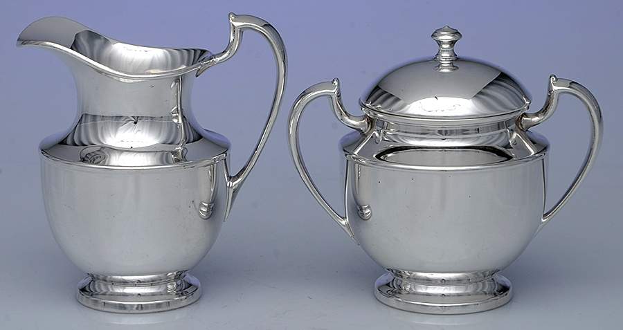 1152P (Silverplate, Hollowware) Creamer & Sugar with Lid Set by Crescent Silverware-1