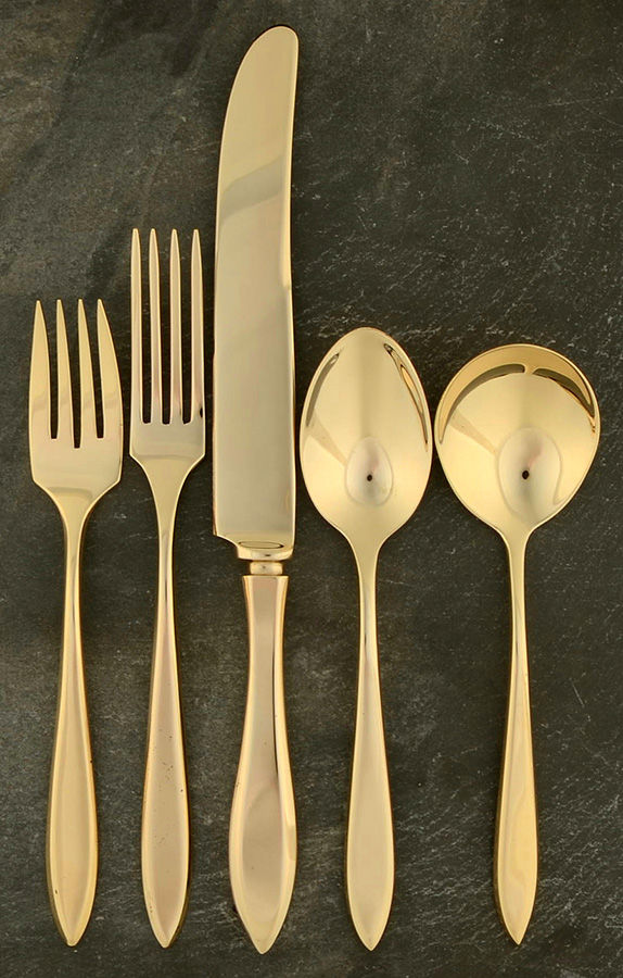 Regal (Dirilyte, Possible Clover Backstamp) 5 Piece Place Setting by Dirilyte-Dirigold-1