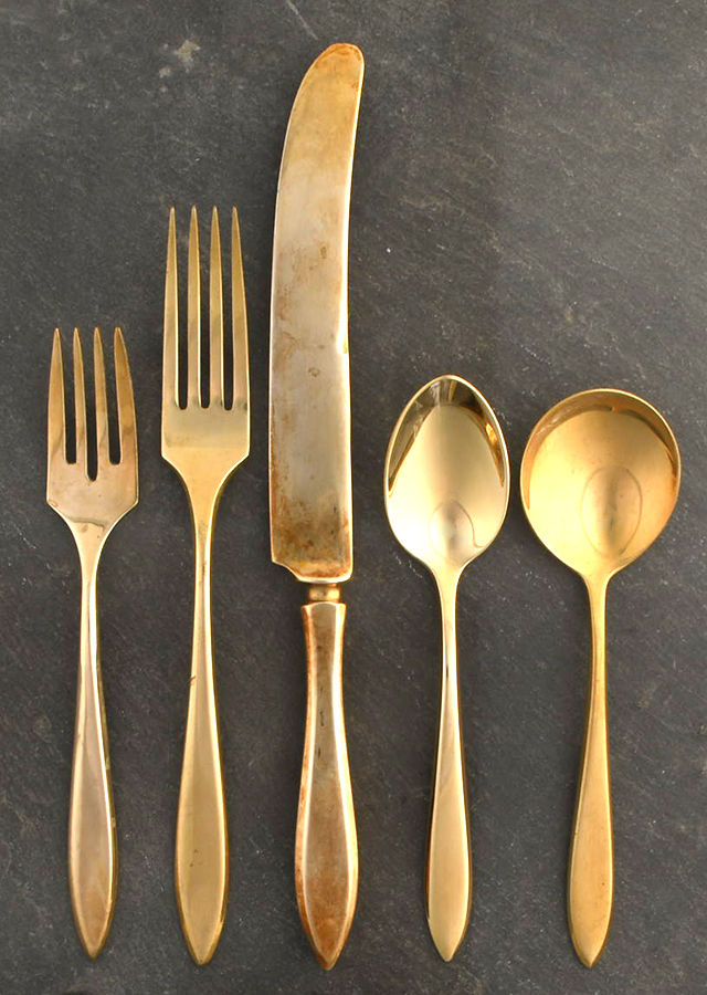 Regal (Dirilyte, Possible Clover Backstamp) 40  Piece Estate Set by Dirilyte-Dirigold-1