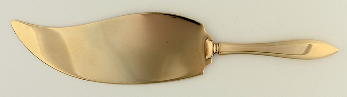 Regal (Dirimetal, Sweden, Possible Clover Backstamp) Pie and Cake Server, Solid Piece by Dirilyte-Dirigold-1