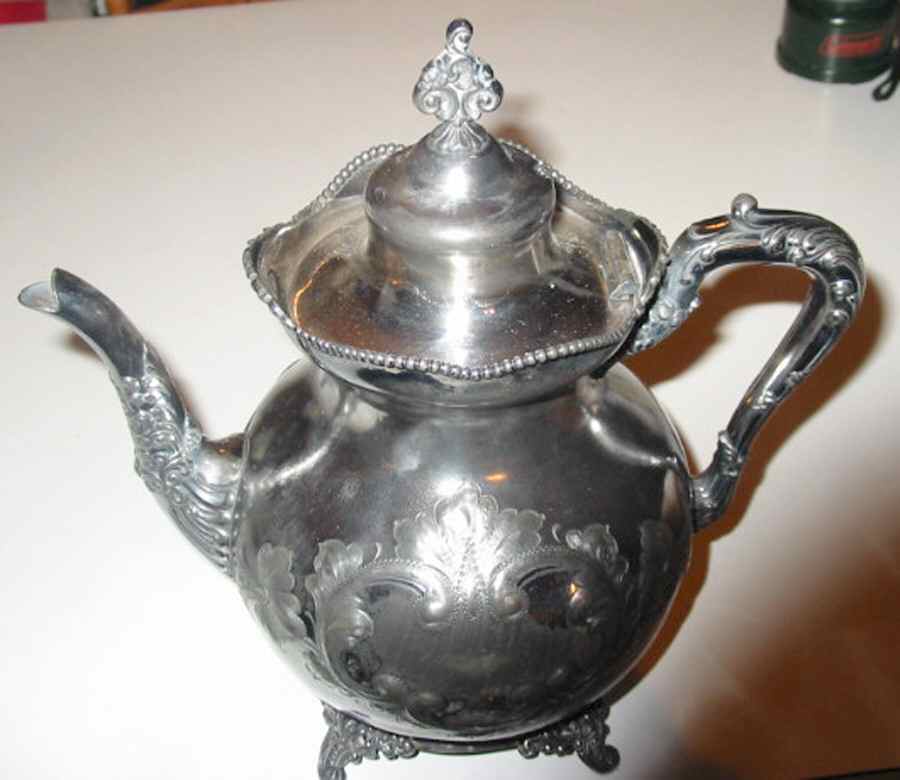 1686 (Silverplate, Hollowware) Teapot by Derby Silver Company-1