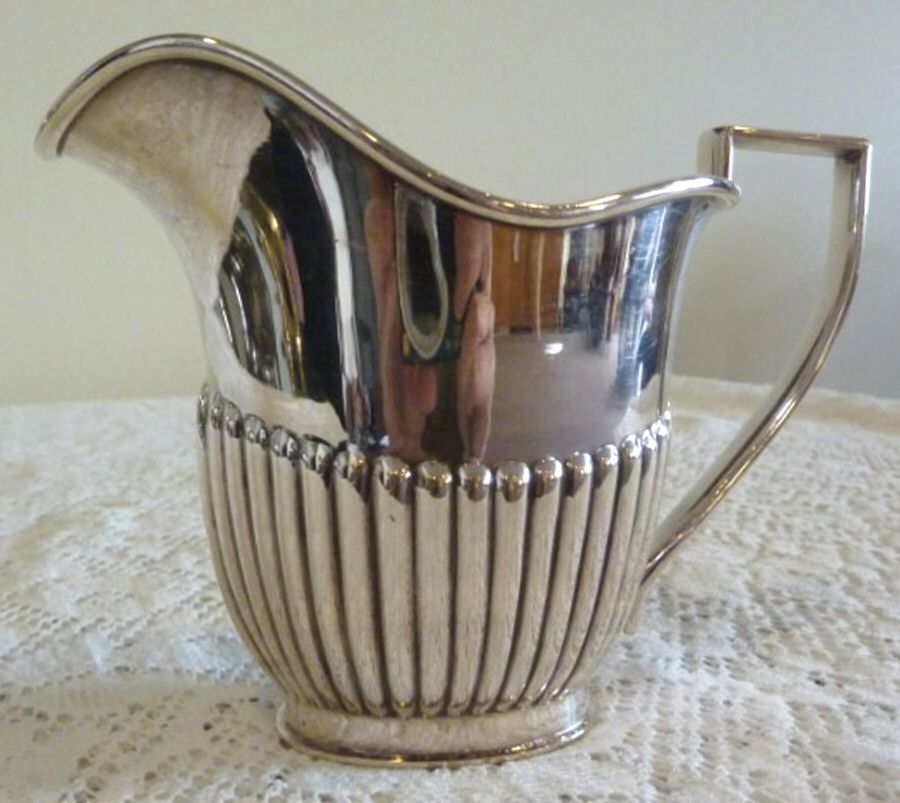 DMO1(Silverplate, Hollowware) Creamer by De Montfort-1