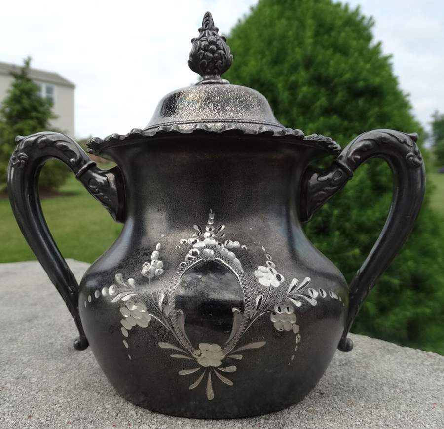 2637 (Silverplate, Hollowware) Sugar Bowl & Lid by Derby Silver Company-1