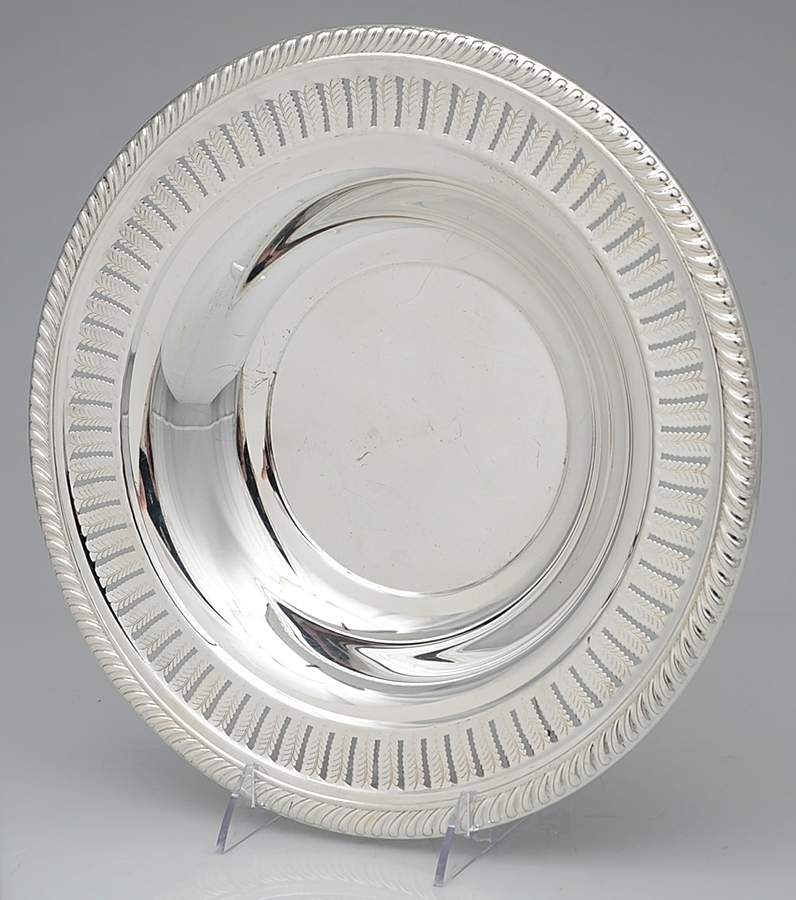 216 (Silverplate, Hollowware) 12" Round Pierced Vegetable Bowl by English Silver Mfg Co.-1