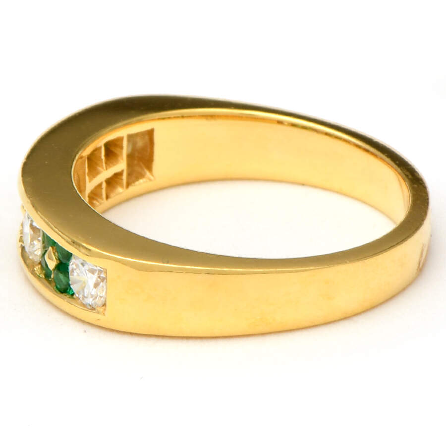 18KY Diamond(0.48) & Emerald(0.24) Ring-3