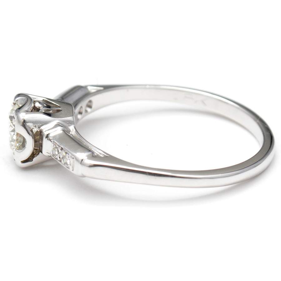 18KW Retro Modern Diamond (0.34) Ring-3