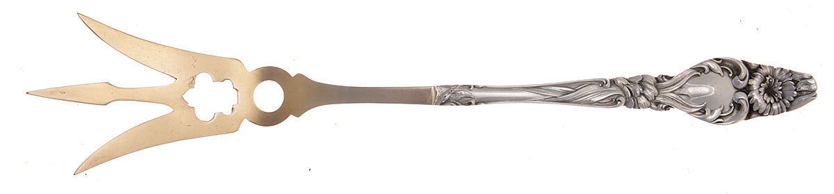 Mckinley (Sterling, 1890) Large Lettuce Serving Fork by Fessenden-1