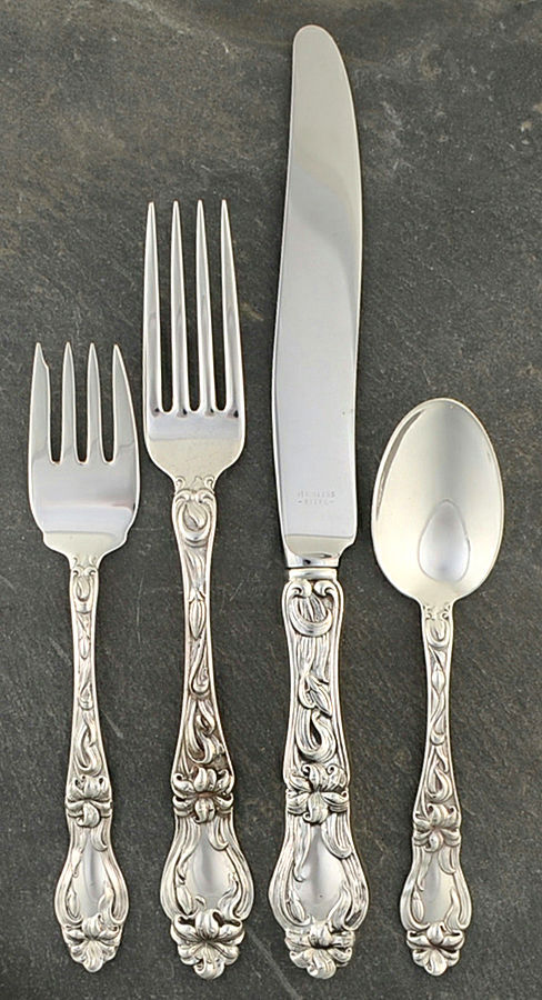 Lily-Floral (Sterling, 1910) 4 Piece Dinner Size Setting by Frank Whiting-1