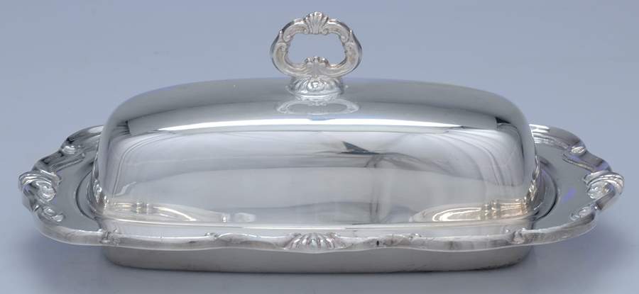 Georgetown (Silverplate, Hollowware) 1/4 Pound Covered Butter & Liner by F B Rogers-1