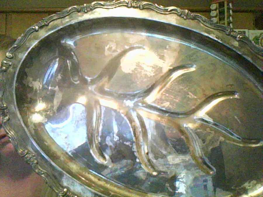 6006 (Silverplate, Hollowware) Medium Plated Footed Meat Platter with Well by F B Rogers-1