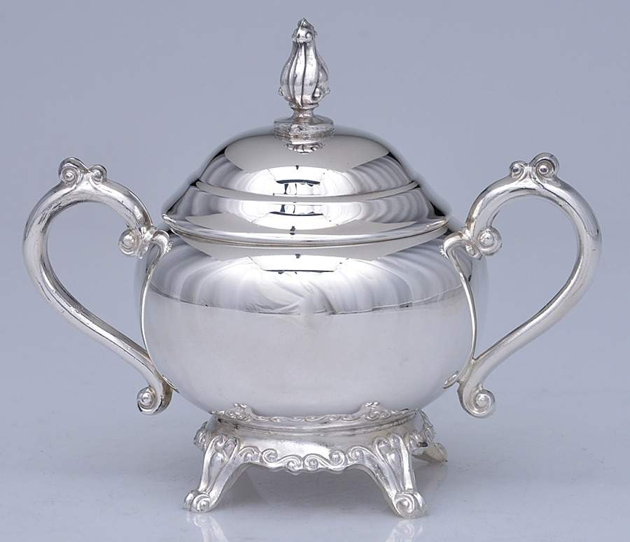 FBR19 (Silverplate, Hollowware) Sugar Bowl & Lid by F B Rogers-1