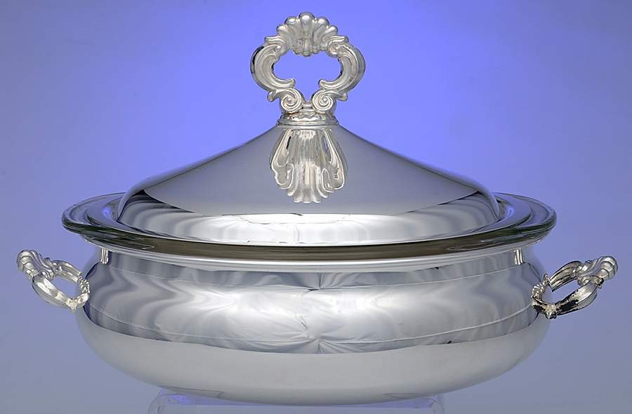 1543 (Silverplate, Hollowware) 2 Qt Round Covered Casserole & Glass Liner by F B Rogers-1