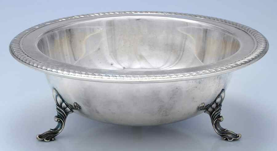 1200 (Silverplate, Hollowware) 11" Round Footed Centerpiece by F B Rogers-1