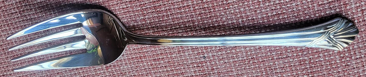 FTU16 (Stainless) Solid Serving Fork by Fortunoff-1