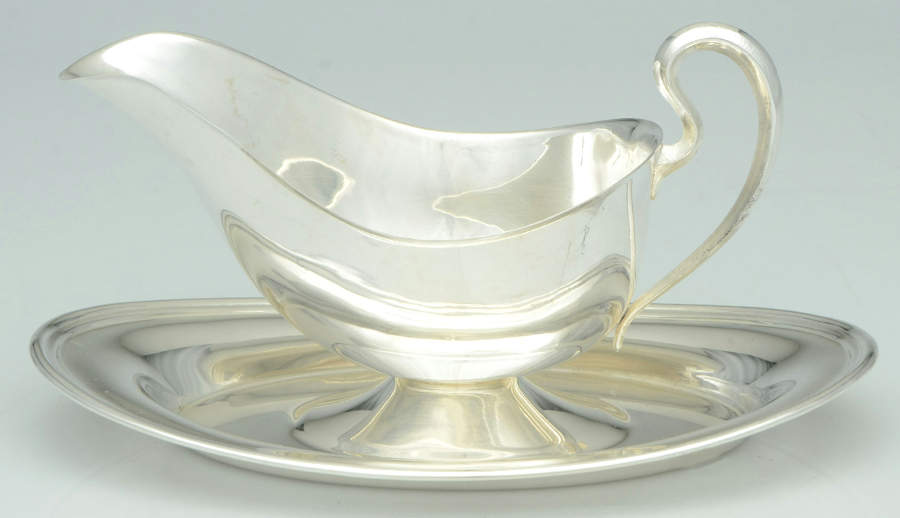 1105 (Silverplate, Hollowware) Plated Gravy Boat with Attached Underplate by F B Rogers-1