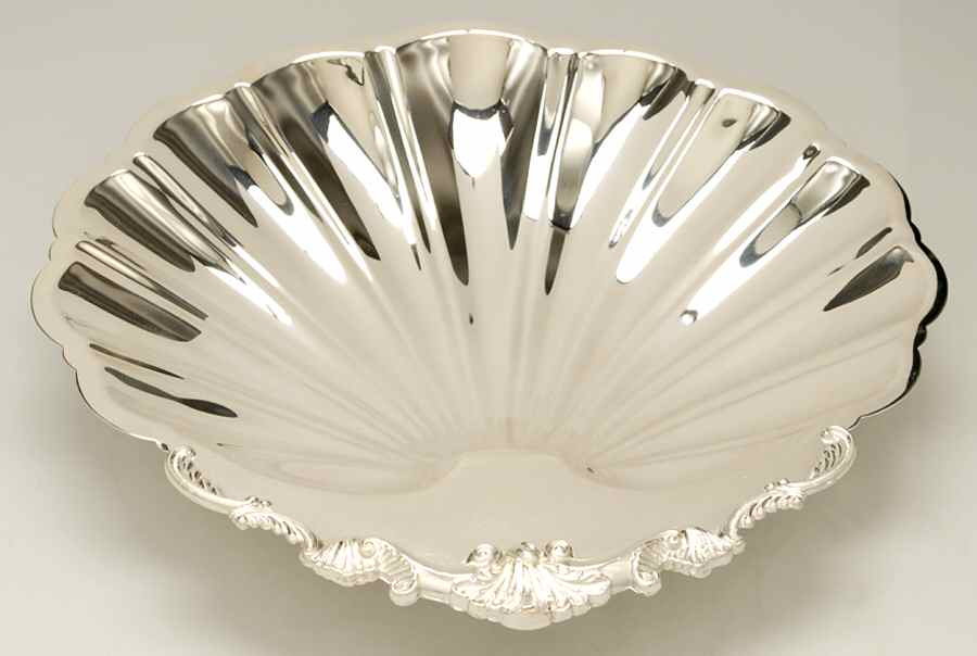 1824 (Silverplate, Hollowware) Shell Shape 3-Toed Centerpiece by F B Rogers-1