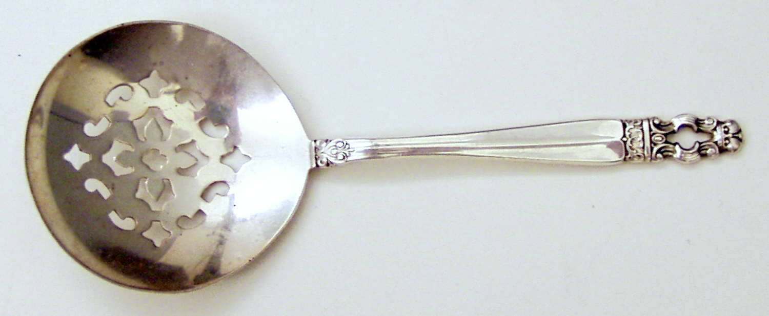 Hispana-Sovereign (Sterling, 1968) Solid Bon Bon Spoon by Gorham Silver-1