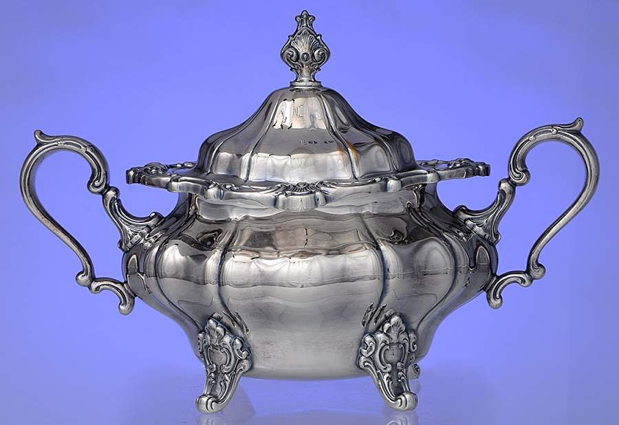Strasbourg (Silverplate, Hollowware) Sugar Bowl & Lid by Gorham Silver-1