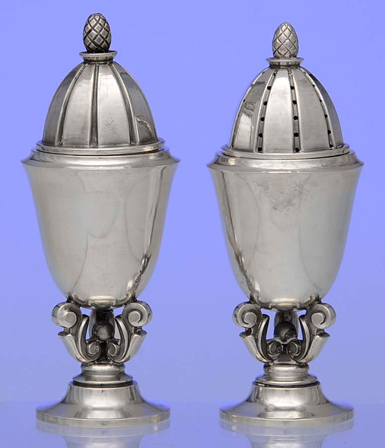 Acorn (Sterling, 1915, Hollowware) Salt & Pepper Set by Georg Jensen (Denmark)-1