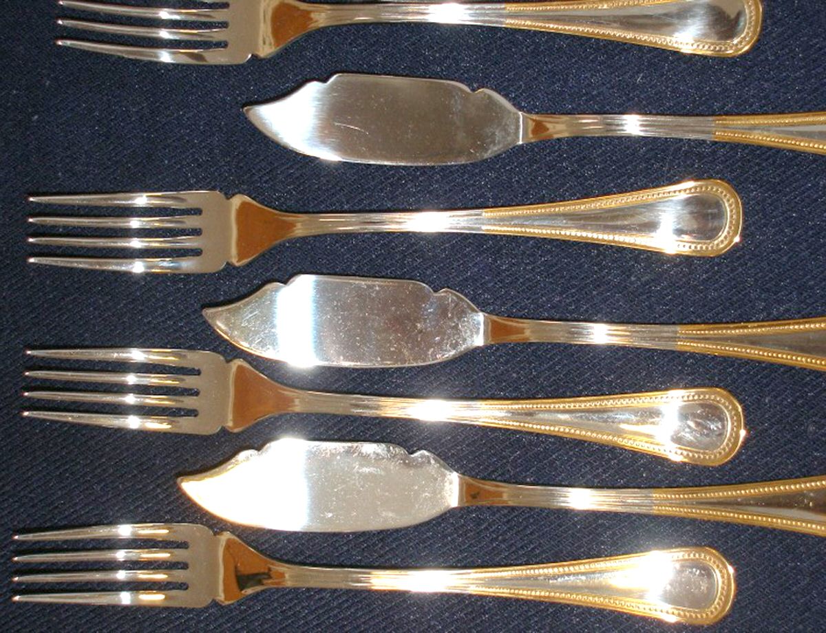 Mirta-Gold (Stainless) Individual Solid Fish Fork by Gottinghen-1