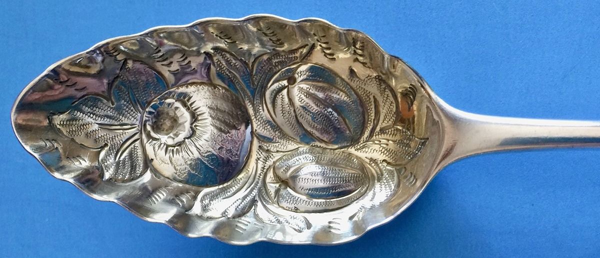 GEW4 (Sterling) Solid Berry/Casserole Spoon w/ Raised Bowl by George Smith III & William Fearn-1