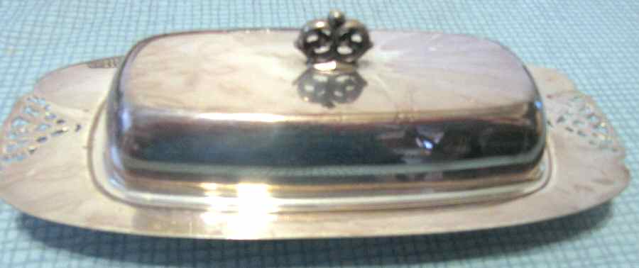 H2D1 (Silverplate, Hollowware) 1/4 Pound Covered Butter & Liner by Home Decorators Inc-1