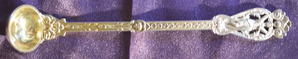 H4R1 (Sterling) Mayonnaise Ladle by Hunt & Roskell-1