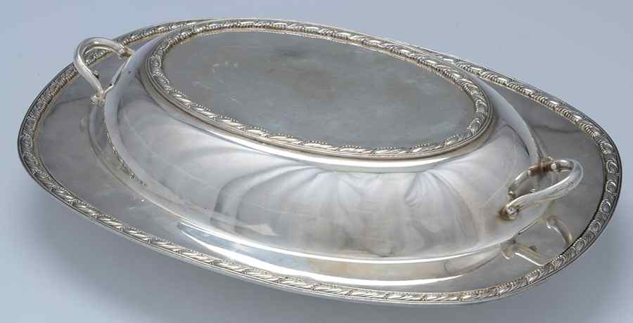 Andover (Silverplate, Hollowware) Oval Covered Vegetable by International Silver-1