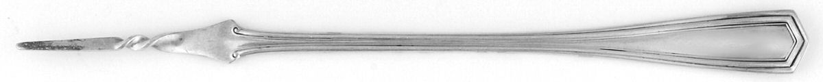 Brandon (Sterling, 1913) One Tine Butter Pick by International Silver-1