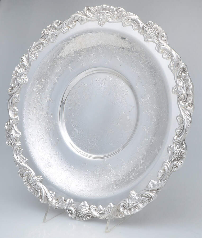 English Scroll (Silverplate, Hollowware) 11" Sandwich Plate by International Silver-1