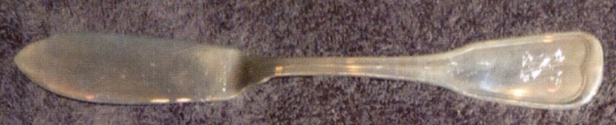 St.Denis (Sterling) Flat Handle Master Butter Knife by Indurgo-1