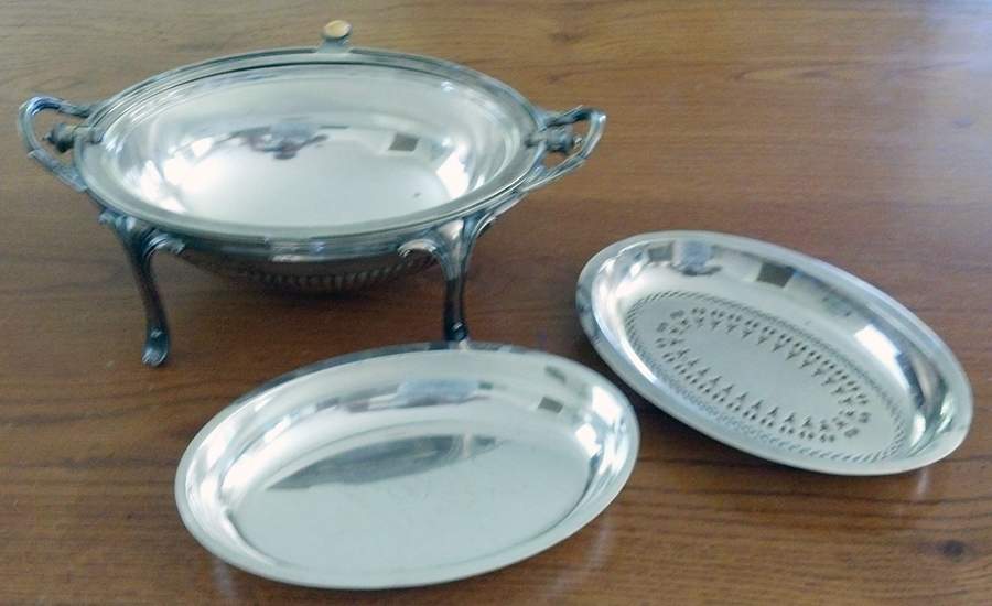 5352 (Silverplate, Hollowware) Medium Breakfast Server W/Revolving Top by James Dixon & Sons-1