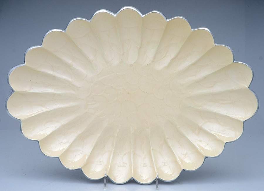 Classic-Snow (Aluminum, Hollowware) 18" Oval Tray by Julia Knight-1