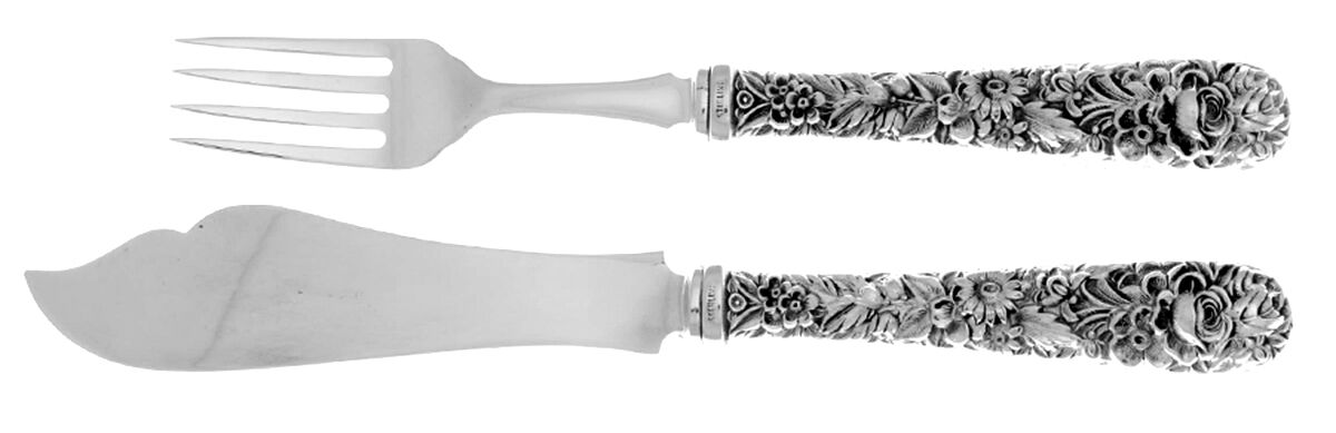 Repousse (Sterling, 1924, S.Kirk & Son, Inc.) (2 Piece) Individual Fish Set (Hollow Handle with Sterling) by Kirk Stieff-1
