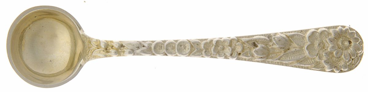Repousse (Sterling, 1924, S.Kirk & Son, Inc.) Individual Salt Spoon by Kirk Stieff-1