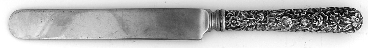 Repousse (Sterling, 1924, S.Kirk & Son, Inc.) Blunt Hollow Knife with Bolster by Kirk Stieff-1