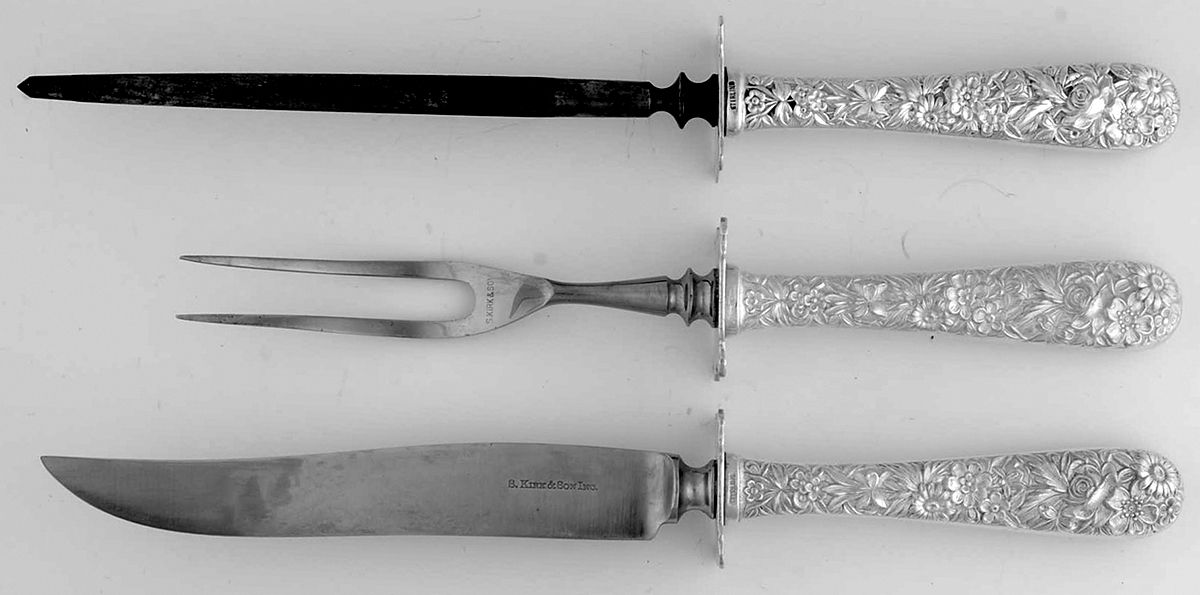 Repousse (Sterling, 1924, S.Kirk & Son, Inc.) 3 Piece Small Carving Set W/Sterling Guard by Kirk Stieff-1