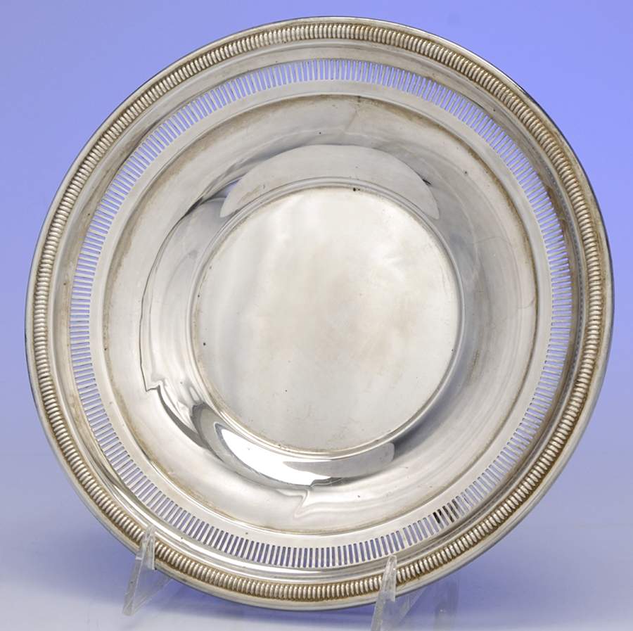 41 (Sterling, Hollowware) 9" Sandwich Plate by Kenilworth Sterling-1