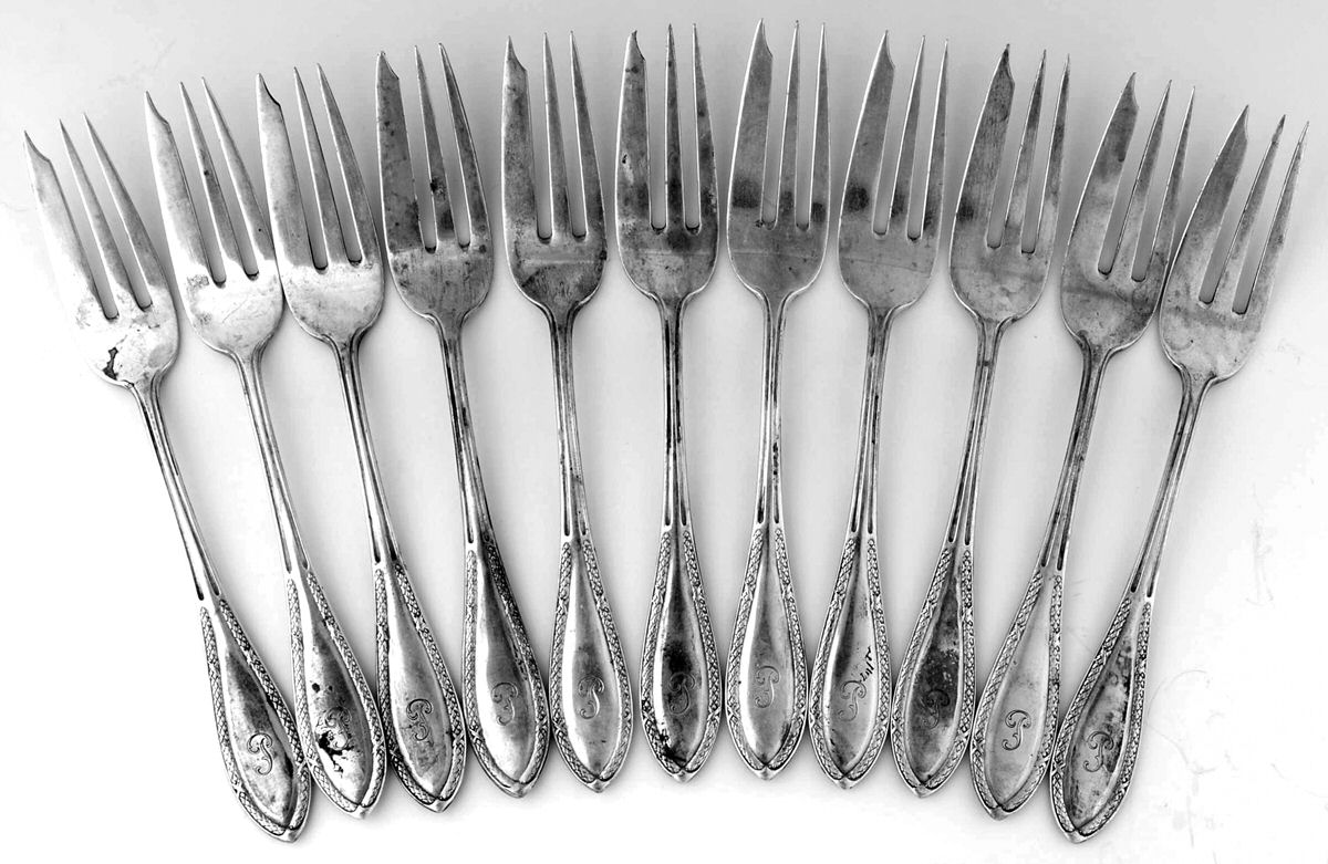 KPR1  3-Tine Pastry Fork - Set of 11 by Korner & Proll-1