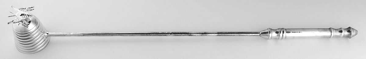 Beehive (Silverplate Giftware) Candle Snuffer by Kenneth Turner-1