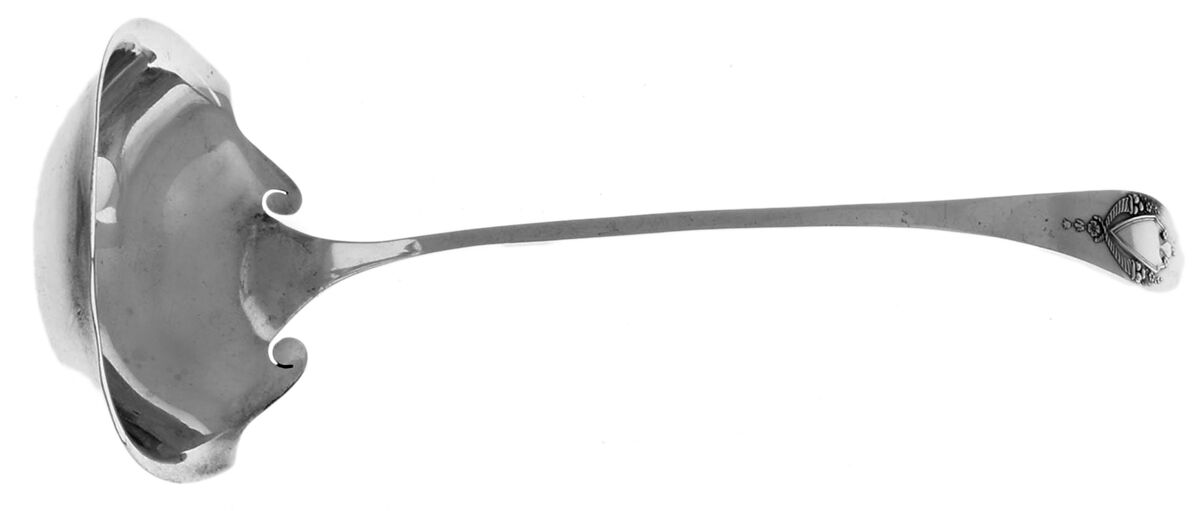 Mount Vernon (Sterling, 1905) Oyster Ladle Solid Piece by Lunt Silver-1